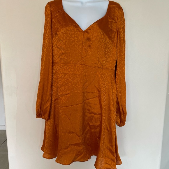 GUESS WOMEN'S ORANGE LONG SLEEVE V NECK LINED FIT & FLARE DRESS size large - Picture 4 of 4
